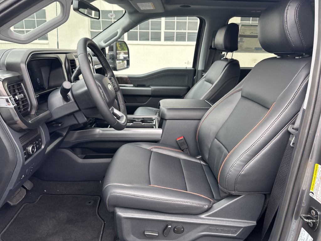 New 2026 Ford F250 Lariat w/ Black Appearance Package AWD/4WD image 14