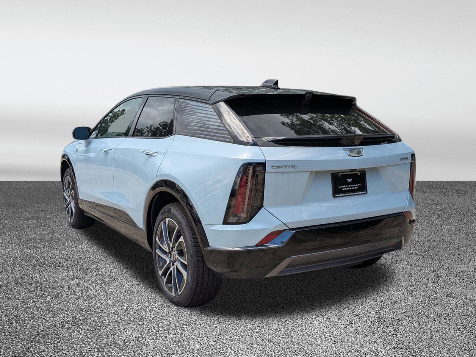 New 2025 Cadillac Optiq Sport 1 image 19