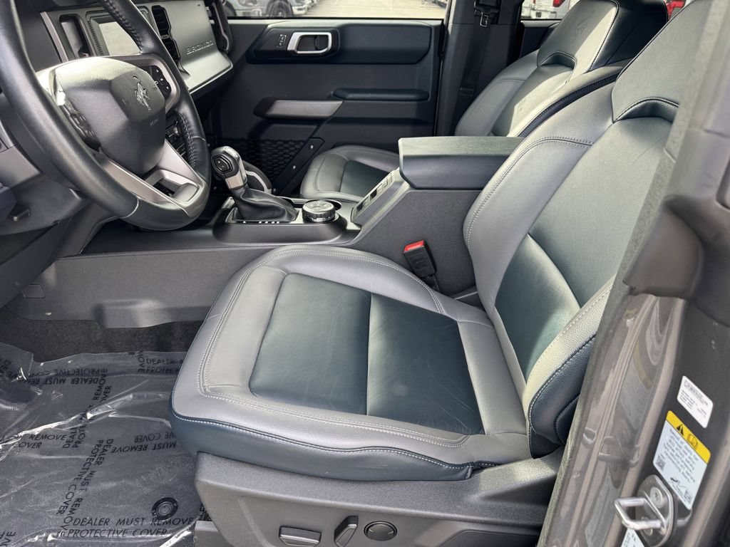 Used 2023 Ford Bronco Outer Banks AWD/4WD image 14
