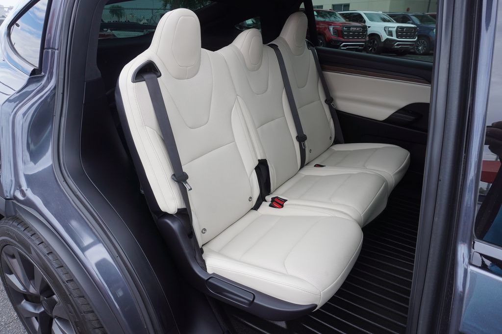 Used 2022 Tesla Model X AWD/4WD image 10