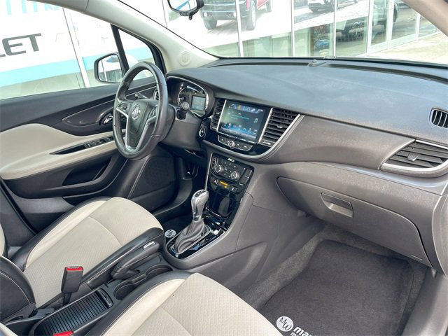 Used 2021 Buick Encore Preferred w/ Safety Package II image 29