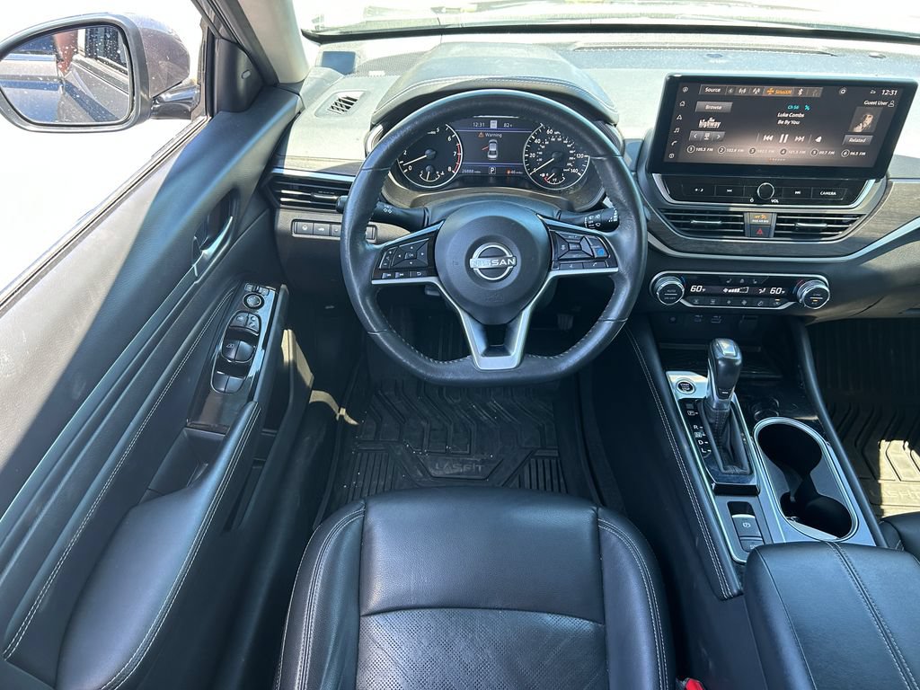 Used 2023 Nissan Altima 2.5 SL FWD image 31