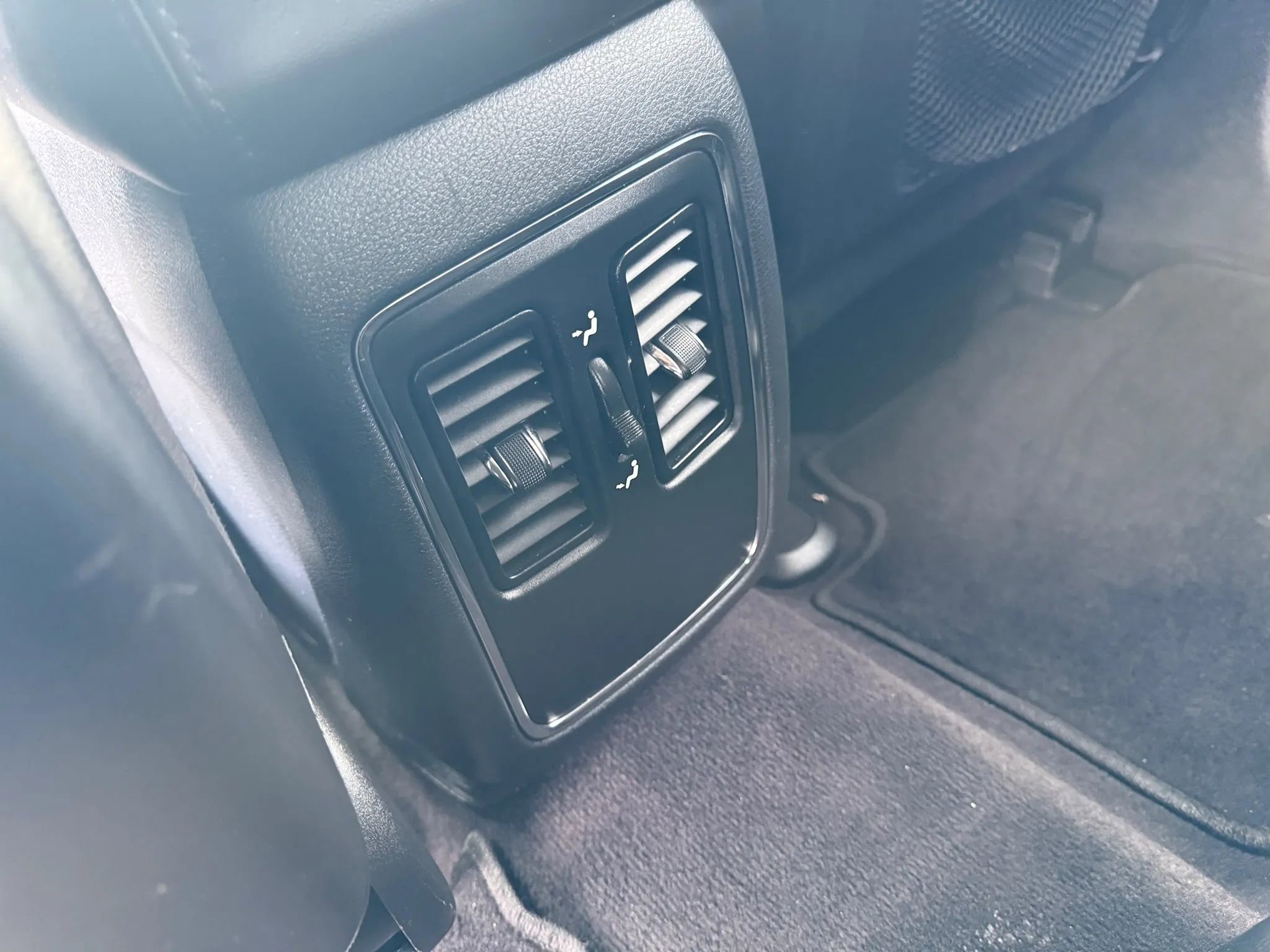 Used 2015 Dodge Durango SXT w/ Quick Order Package 23B image 10