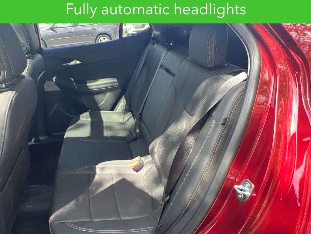 Used 2023 Buick Encore GX Essence w/ Experience Buick Package AWD/4WD image 32