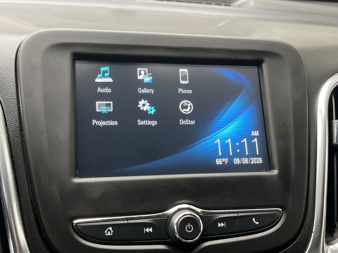 Used 2018 Chevrolet Equinox LT AWD/4WD image 18
