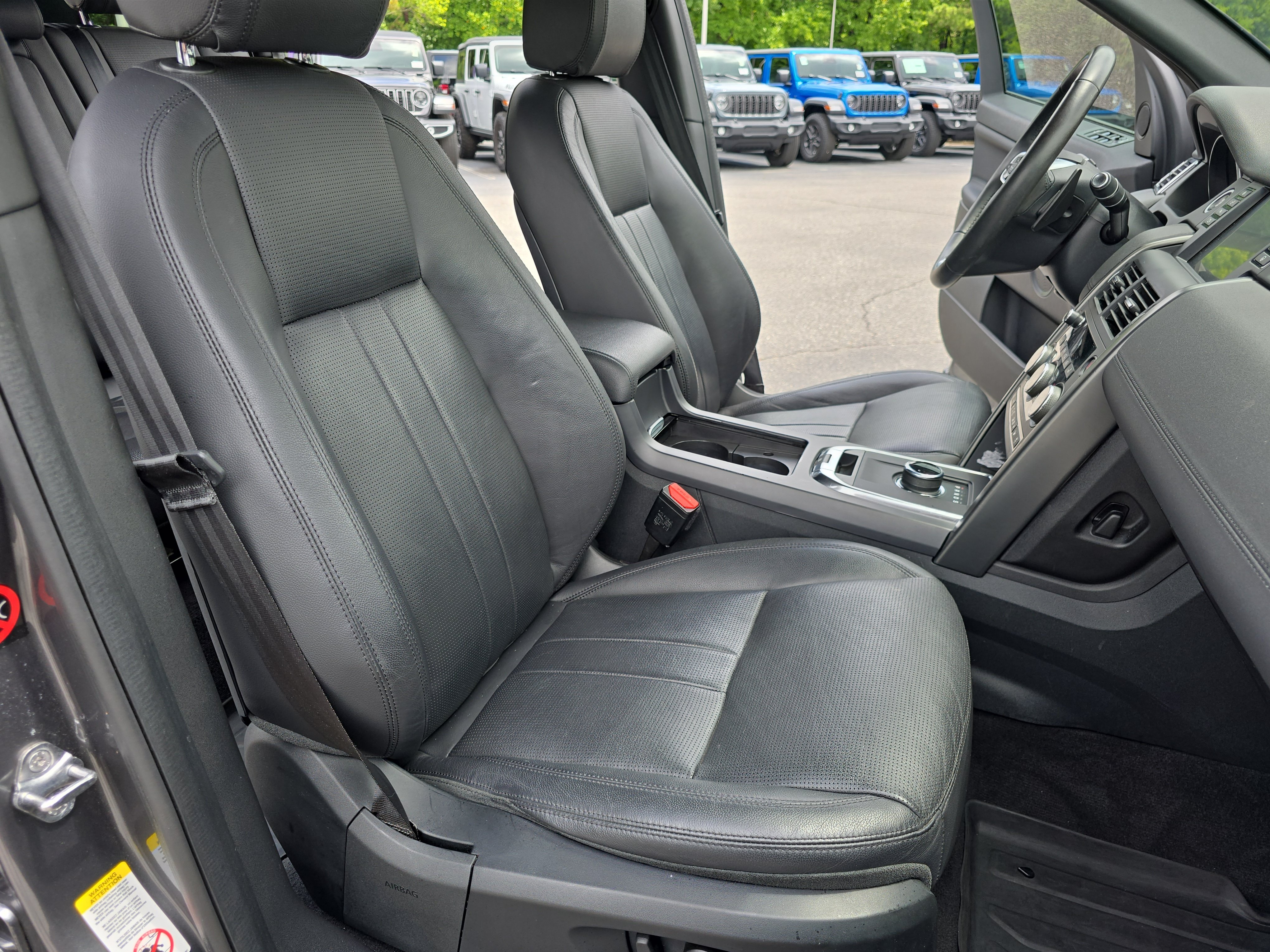 Used 2019 Land Rover Discovery Sport AWD/4WD image 10