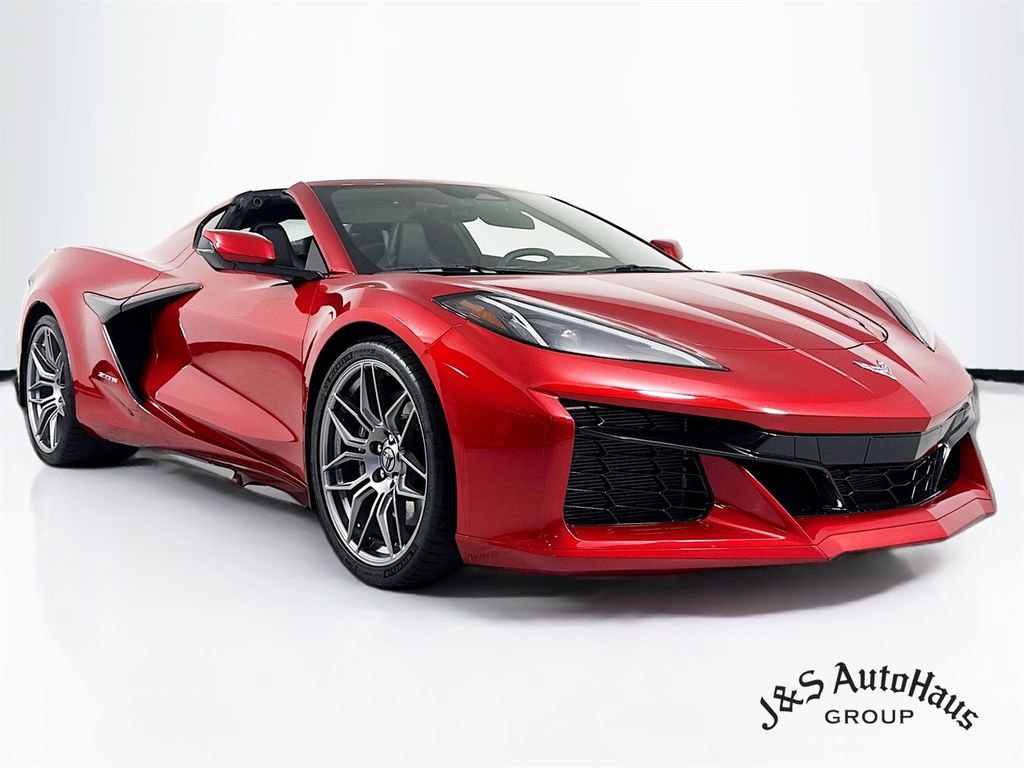 Used 2024 Chevrolet Corvette Z06 w/ Chrome Exterior Badge Package RWD image 45