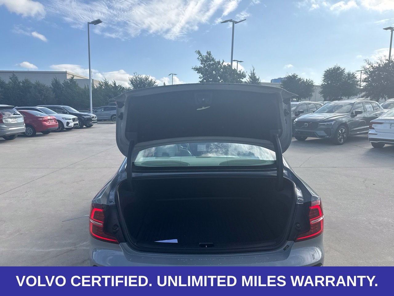 Certified 2024 Volvo S60 B5 Plus w/ Climate Package FWD image 11