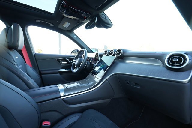 Certified 2025 Mercedes-Benz GLC 43 AMG 4MATIC image 42