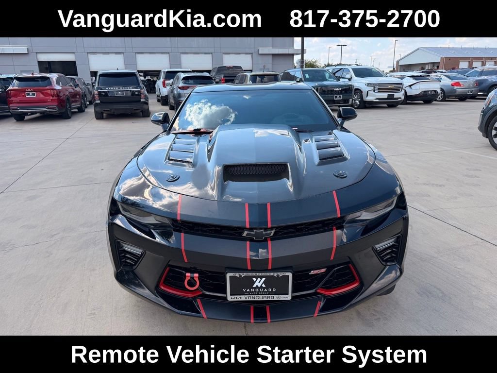 Used 2018 Chevrolet Camaro SS RWD image 7