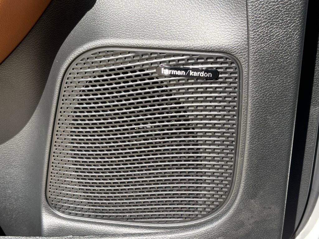 New 2026 Chrysler Pacifica Pinnacle FWD image 21
