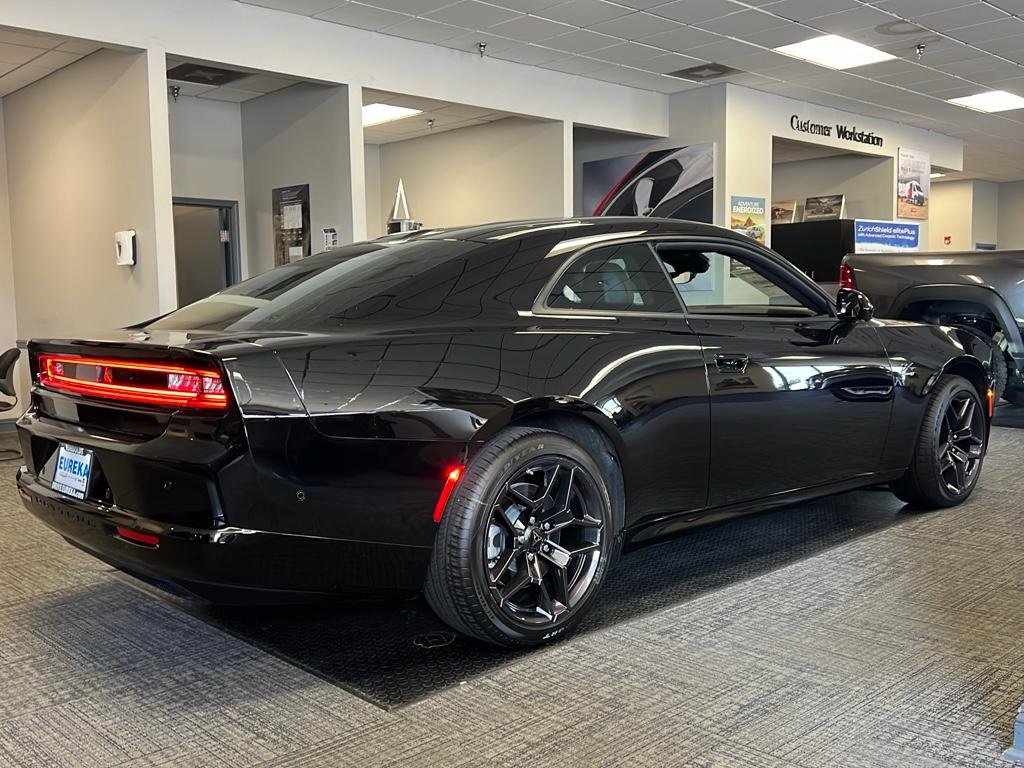 Used 2024 Dodge Charger R/T w/ Plus Group image 6