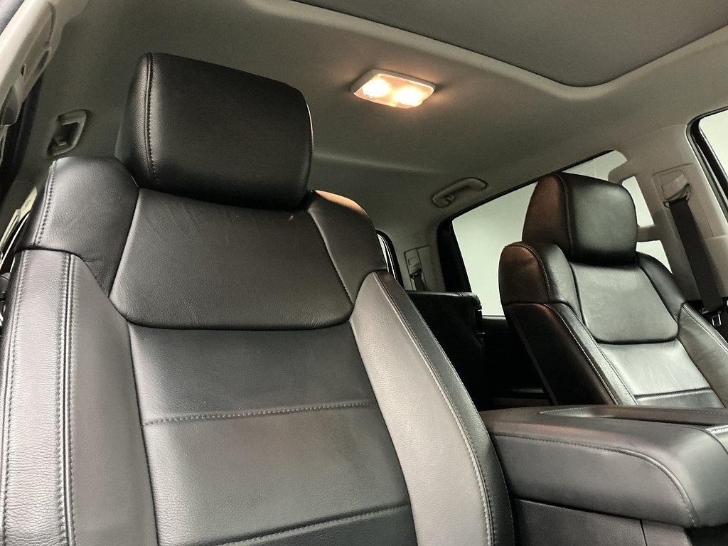 Used 2018 Toyota Tundra Limited w/ Limited Premium Package AWD/4WD image 36