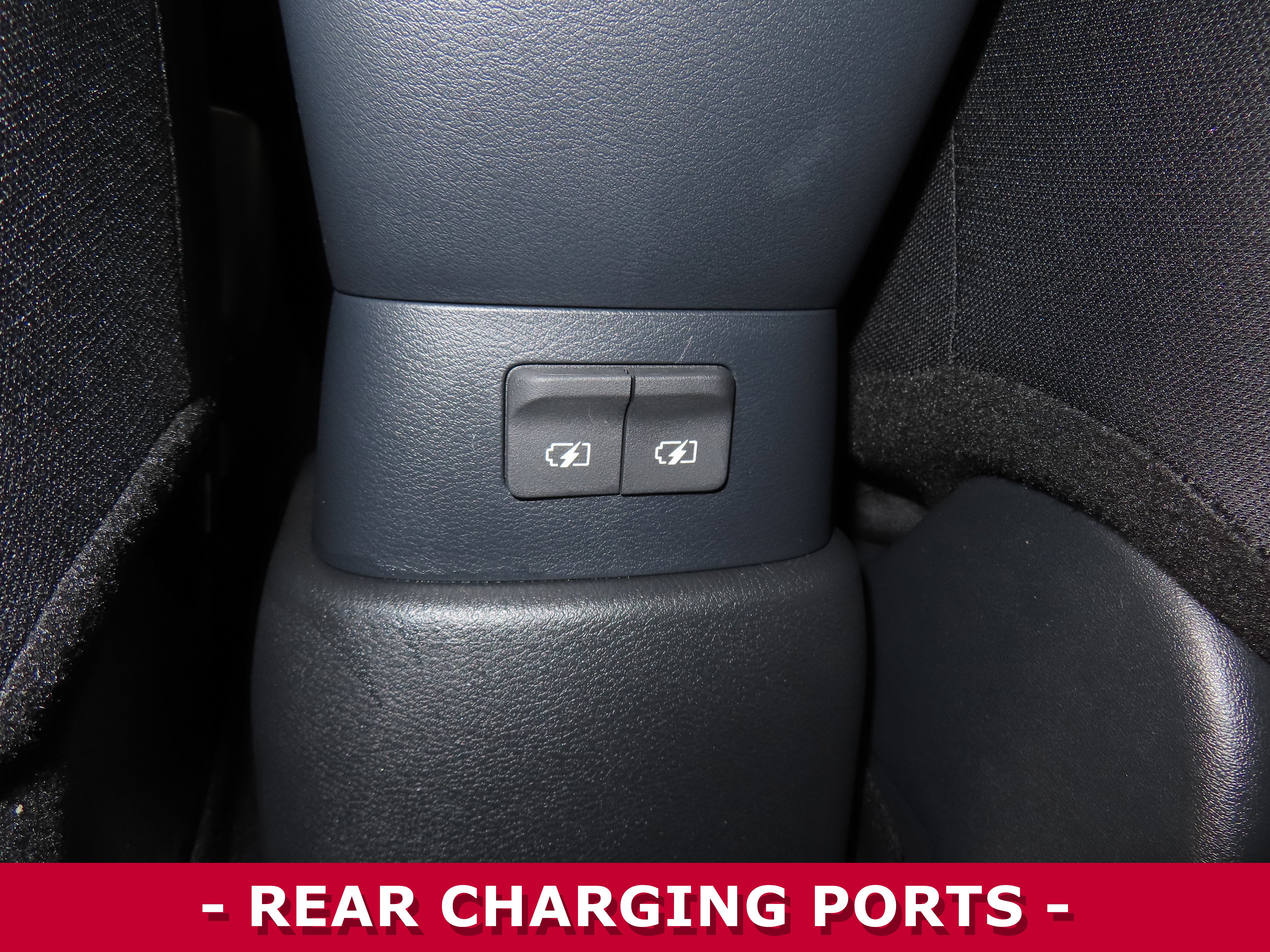 Certified 2025 Nissan Kicks Play S image 13