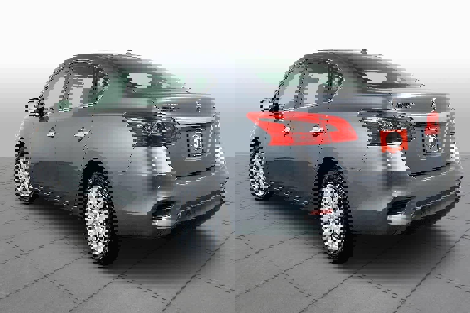 Used 2016 Nissan Sentra SV image 12