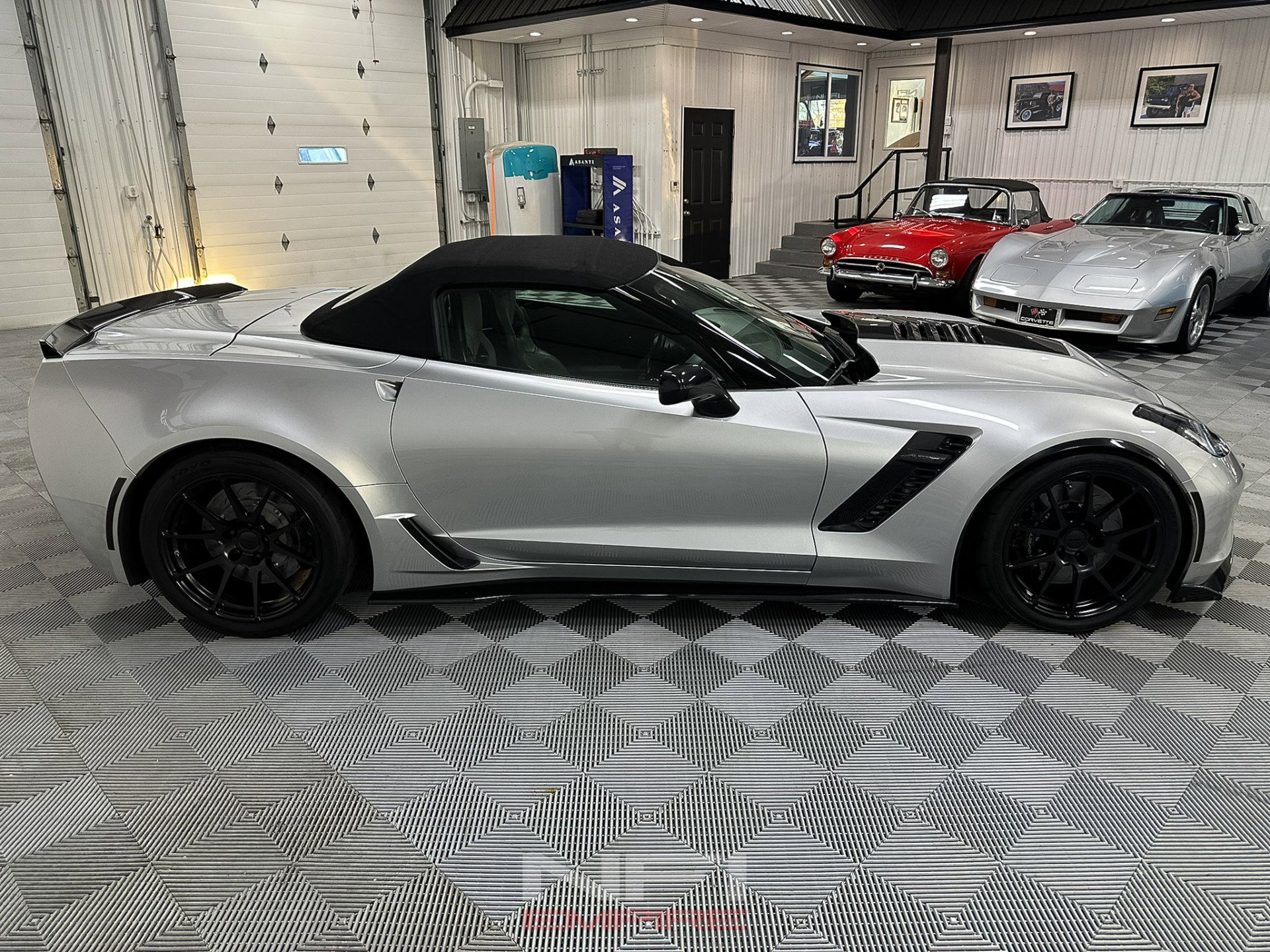 Used 2014 Chevrolet Corvette Stingray Convertible w/ 3LT Preferred Equipment Group image 12
