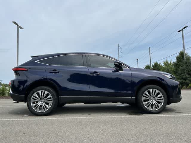 Used 2023 Toyota Venza Limited AWD/4WD image 3