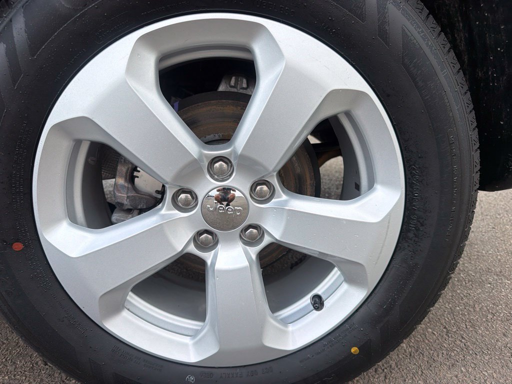 Used 2021 Jeep Compass Latitude w/ Convenience Group AWD/4WD image 55