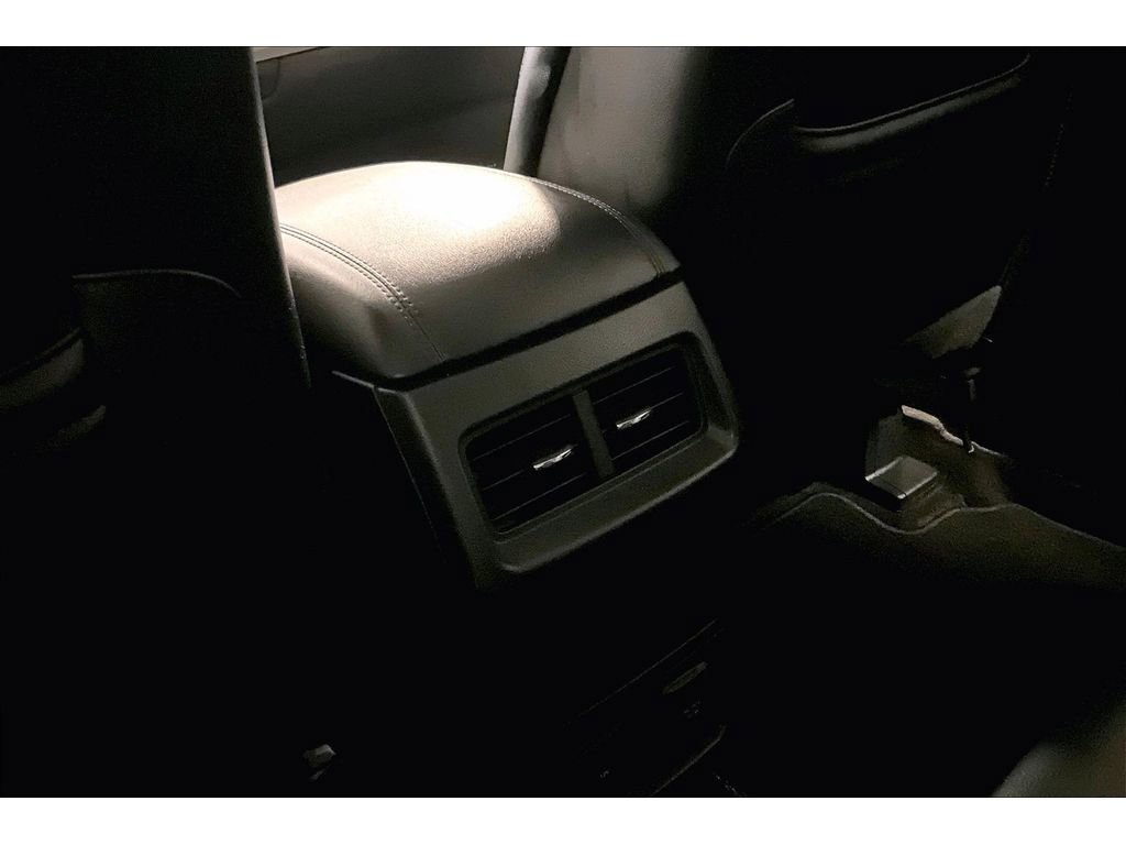 Used 2018 Ford Edge SEL w/ Equipment Group 201A image 36