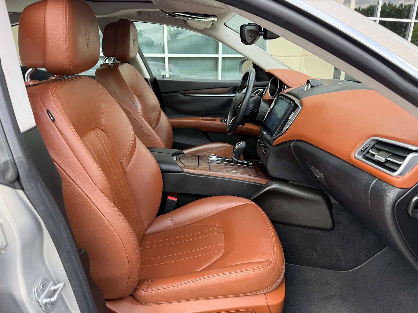 Used 2017 Maserati Ghibli S RWD image 36