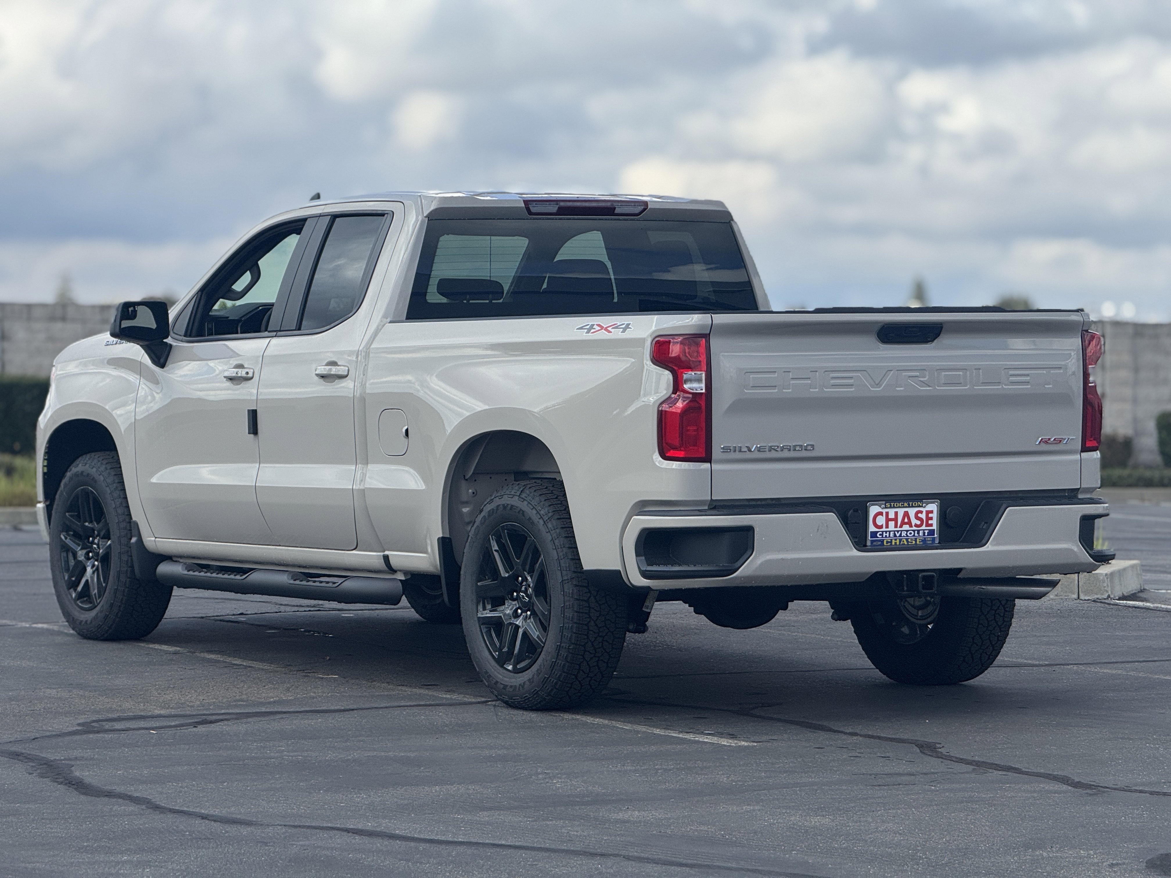 New 2026 Chevrolet Silverado 1500 RST w/ RST Select Package AWD/4WD image 5