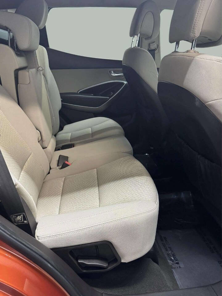 Used 2017 Hyundai Santa Fe Sport image 8