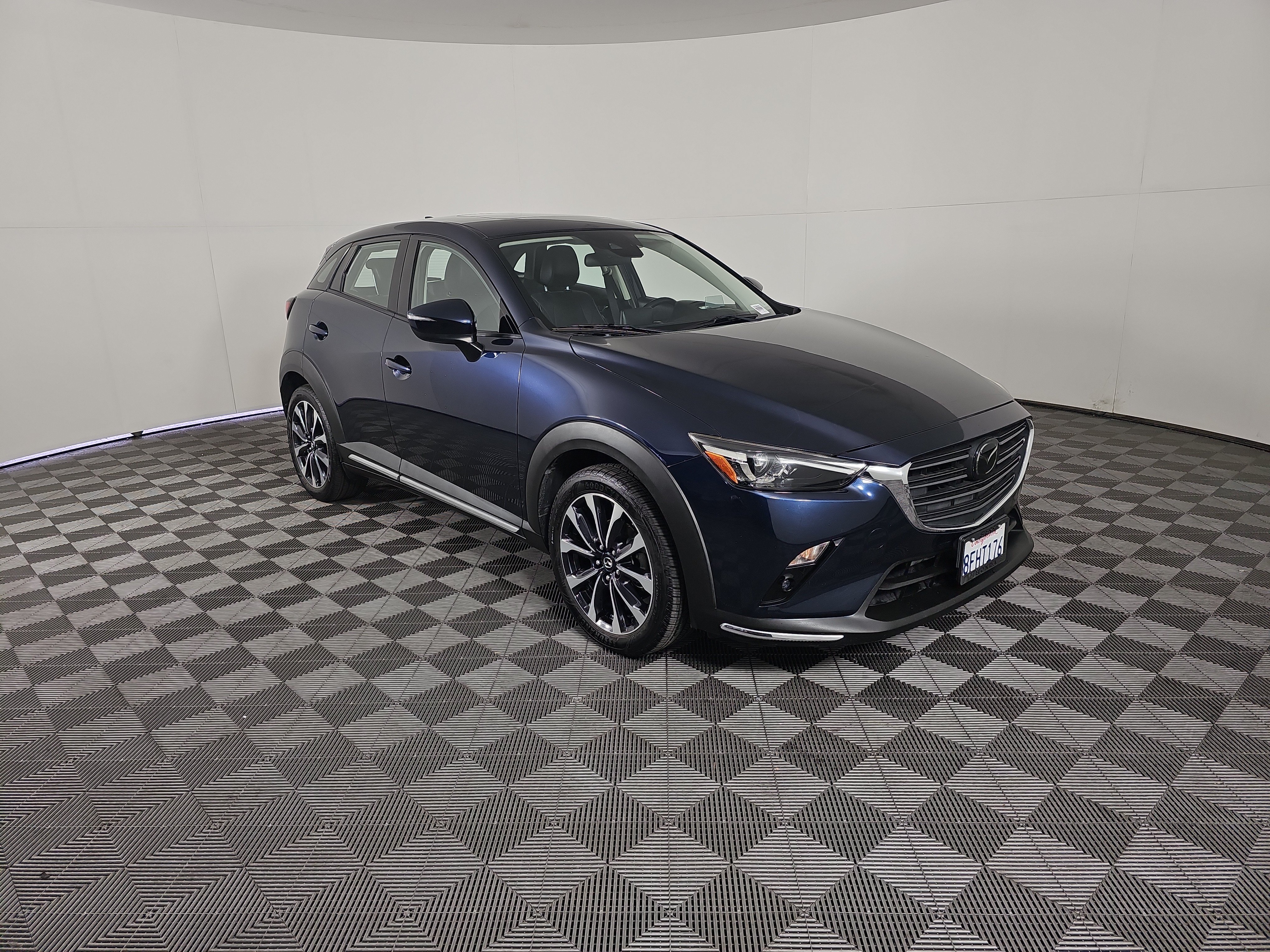 Used 2019 MAZDA CX-3 Grand Touring FWD image 2