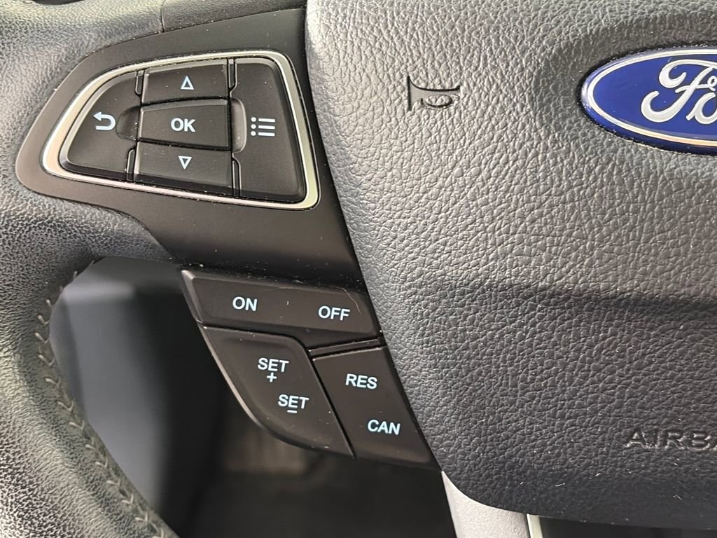 Used 2019 Ford EcoSport SES w/ SES Black Appearance Package image 17