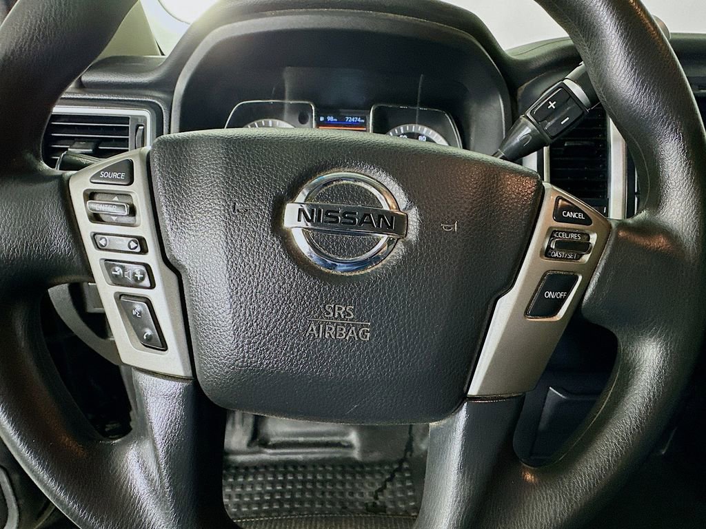 Used 2019 Nissan Titan S image 16