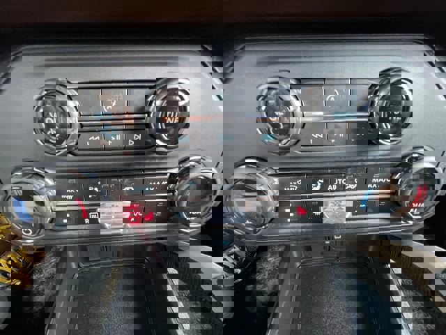 Certified 2024 Ford Bronco Outer Banks image 22