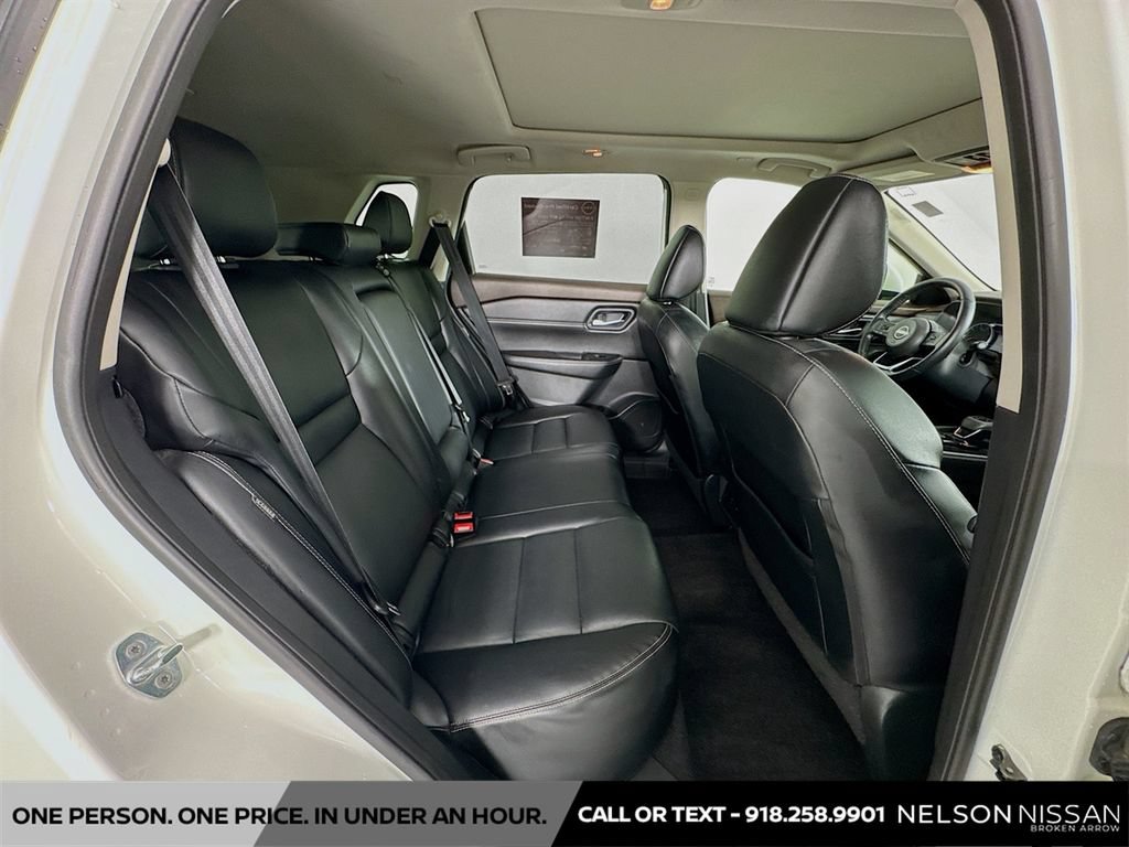Certified 2022 Nissan Rogue SL AWD/4WD image 27