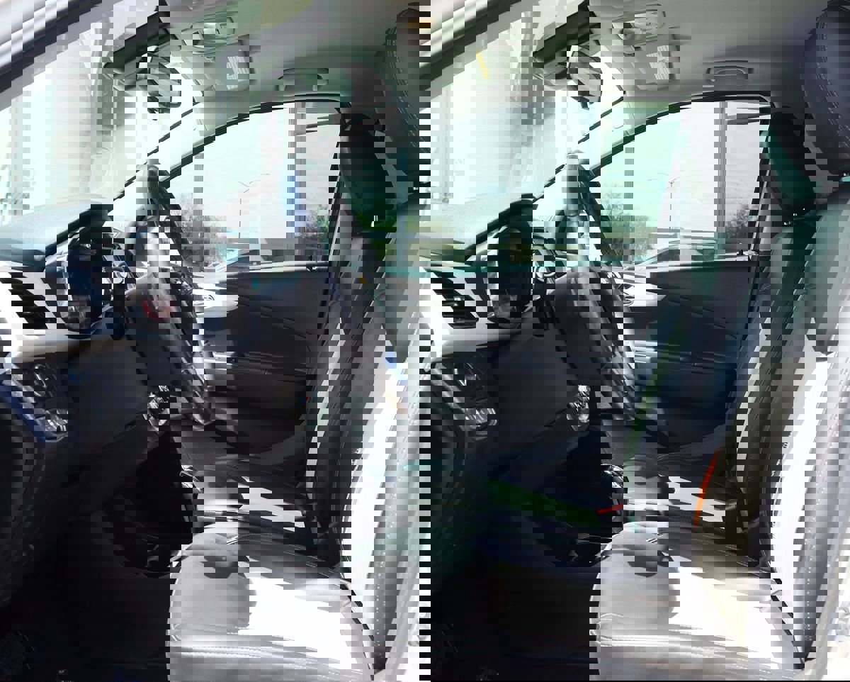 Used 2016 Chevrolet Spark LT w/ Driver Confidence Package image 38