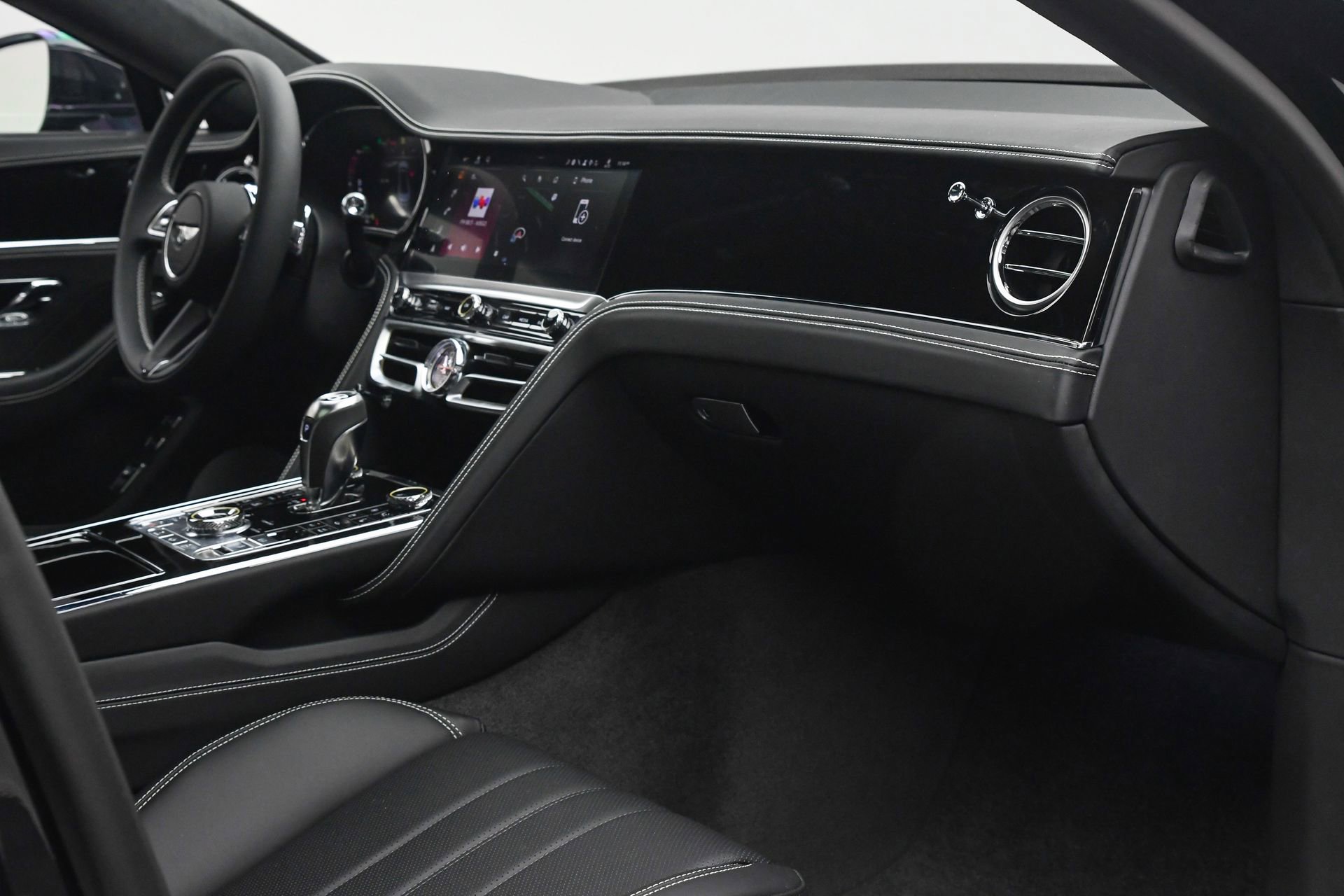 New 2026 Bentley Flying Spur Plug-In Hybrid image 20