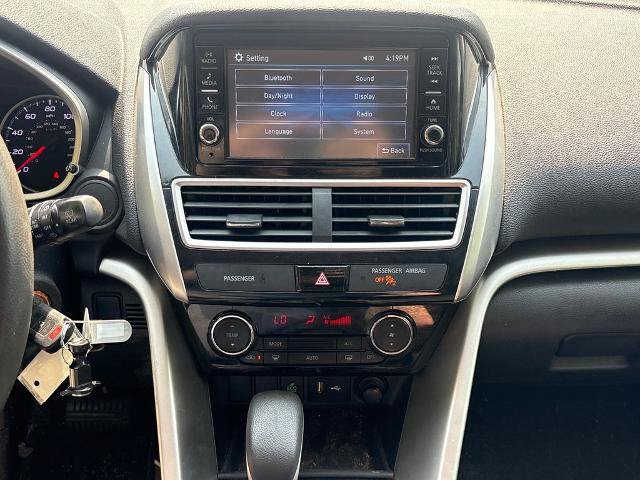 Used 2020 Mitsubishi Eclipse Cross ES FWD image 23