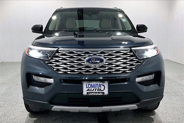 Used 2022 Ford Explorer Platinum w/ Technology Package image 2