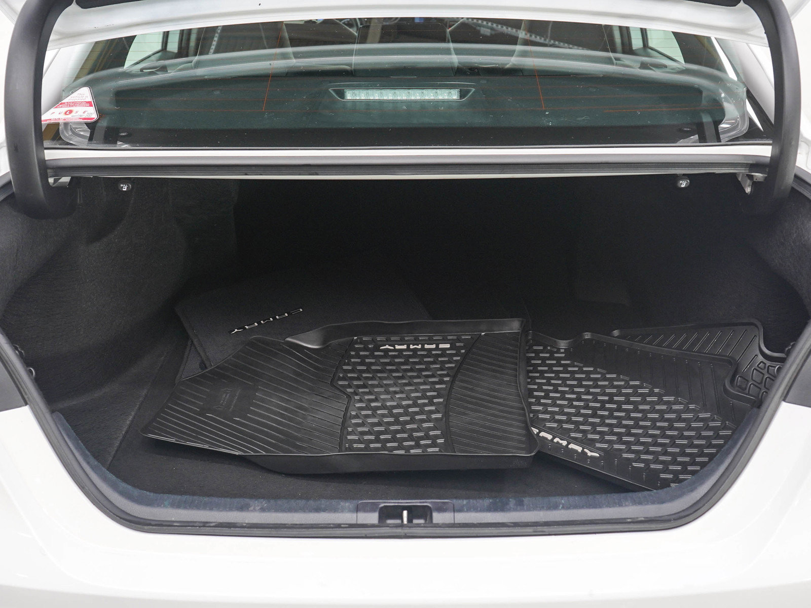 Used 2023 Toyota Camry SE FWD image 17