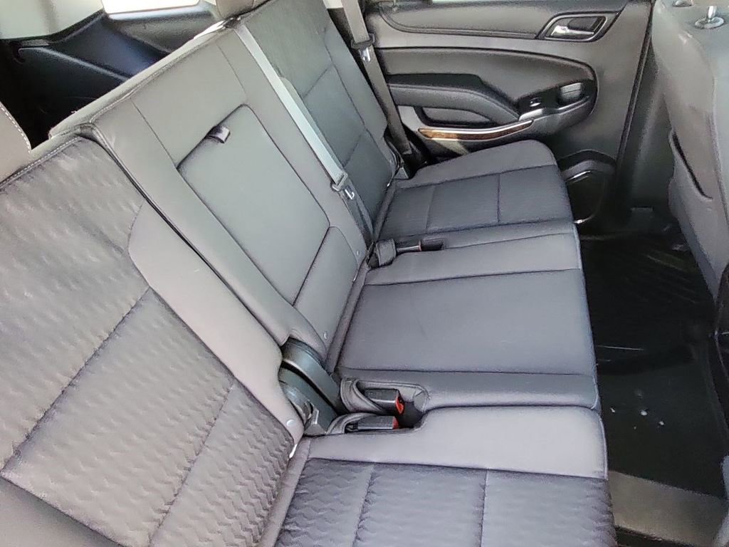 Used 2020 Chevrolet Tahoe LS w/ Enhanced Driver Alert Package image 32