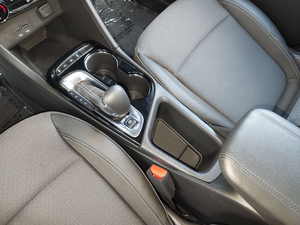 Used 2025 Buick Encore GX Preferred AWD/4WD image 22