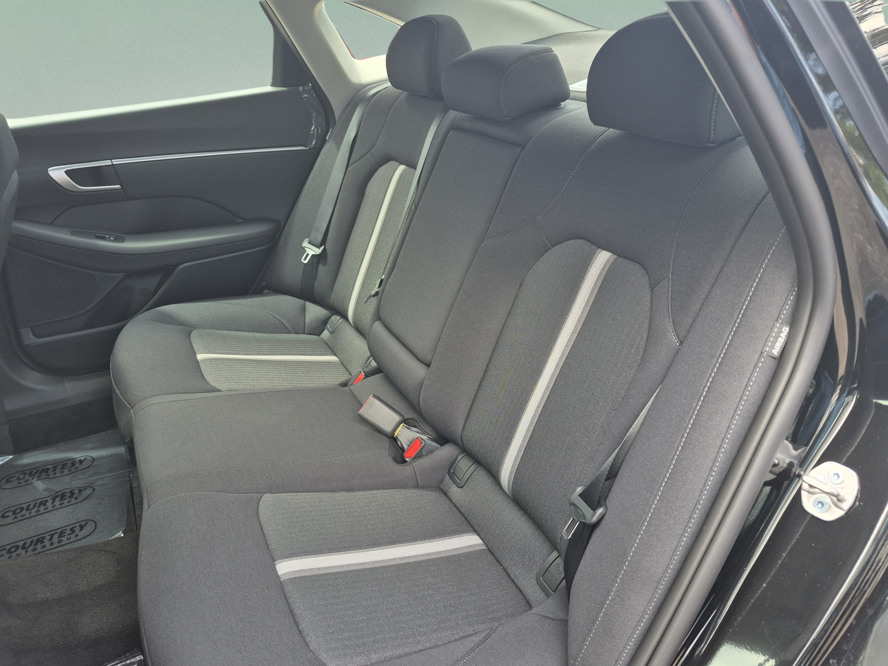 New 2026 Hyundai Sonata SEL FWD image 16