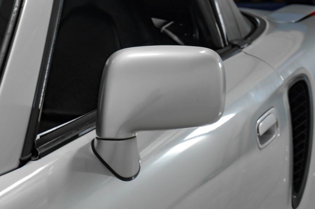 Used 2002 Toyota MR2 AUTOMATIC LEATHER SEATS CRUISE image 28