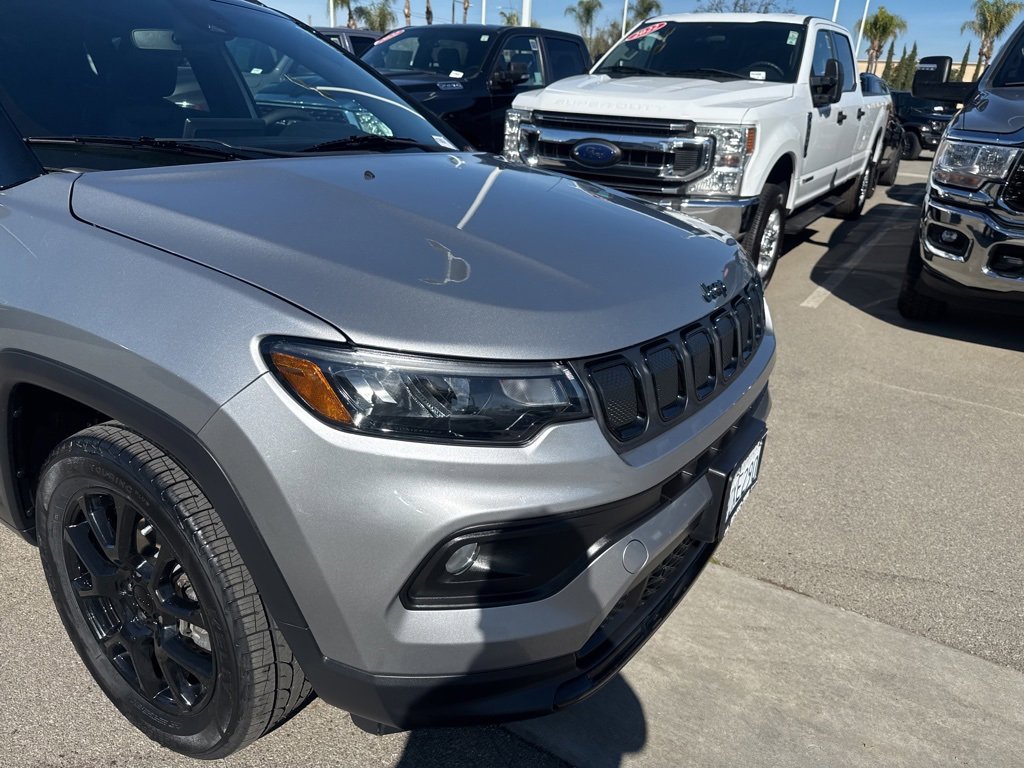 Used 2022 Jeep Compass Altitude image 11
