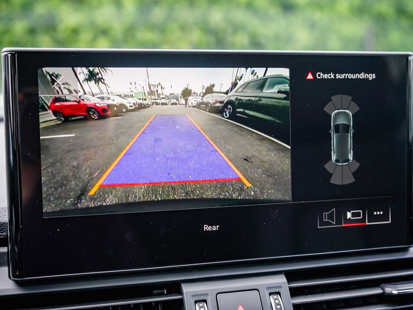 Used 2023 Audi Q5 2.0T Premium w/ Convenience Package image 22