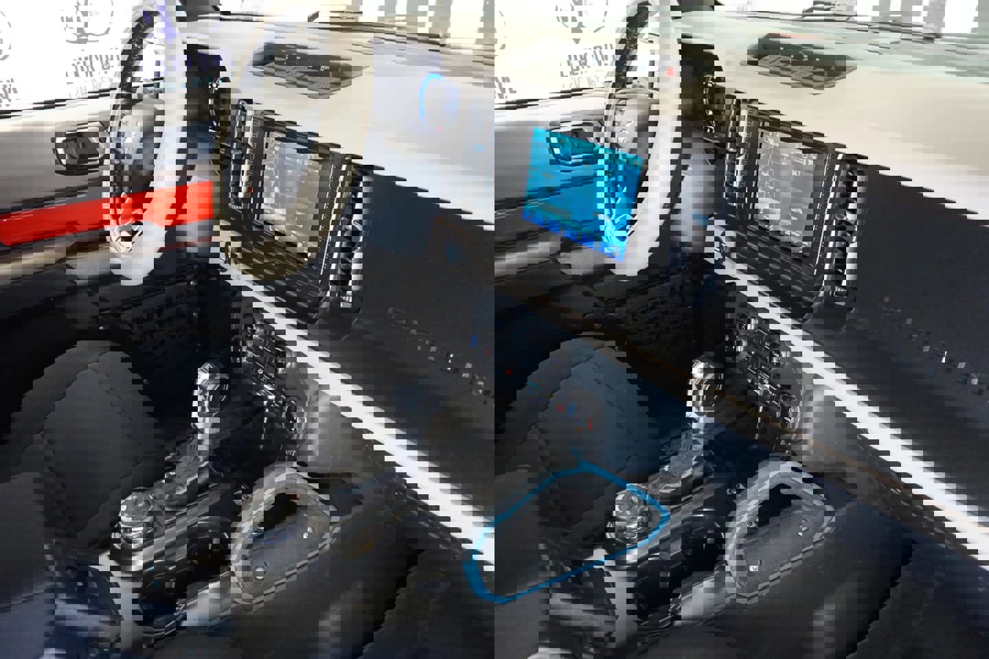 Used 2022 Ford Bronco Wildtrak image 18