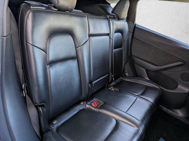 Used 2021 Tesla Model Y Long Range image 18