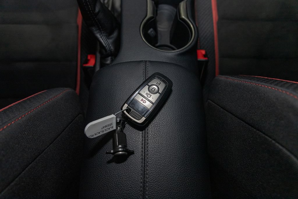 Used 2019 Ford Mustang Shelby GT350R w/ GT350R Equipment Group 920A RWD image 22