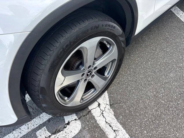Used 2022 Mercedes-Benz GLC 300 4MATIC image 3