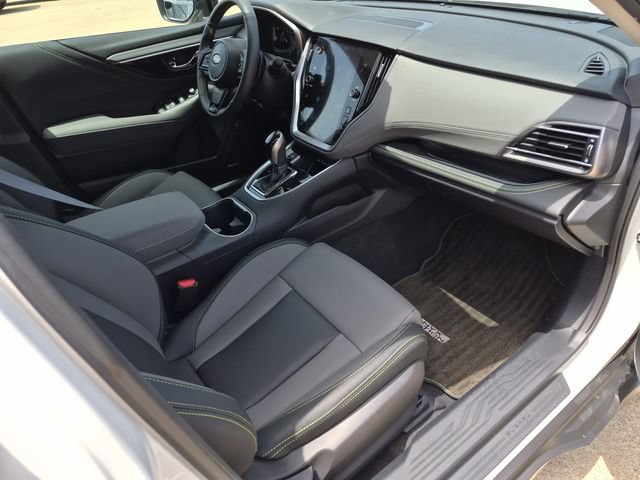 Used 2025 Subaru Outback Onyx Edition AWD/4WD image 16
