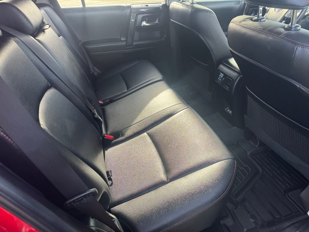 Used 2023 Toyota 4Runner TRD Off-Road Premium AWD/4WD image 14