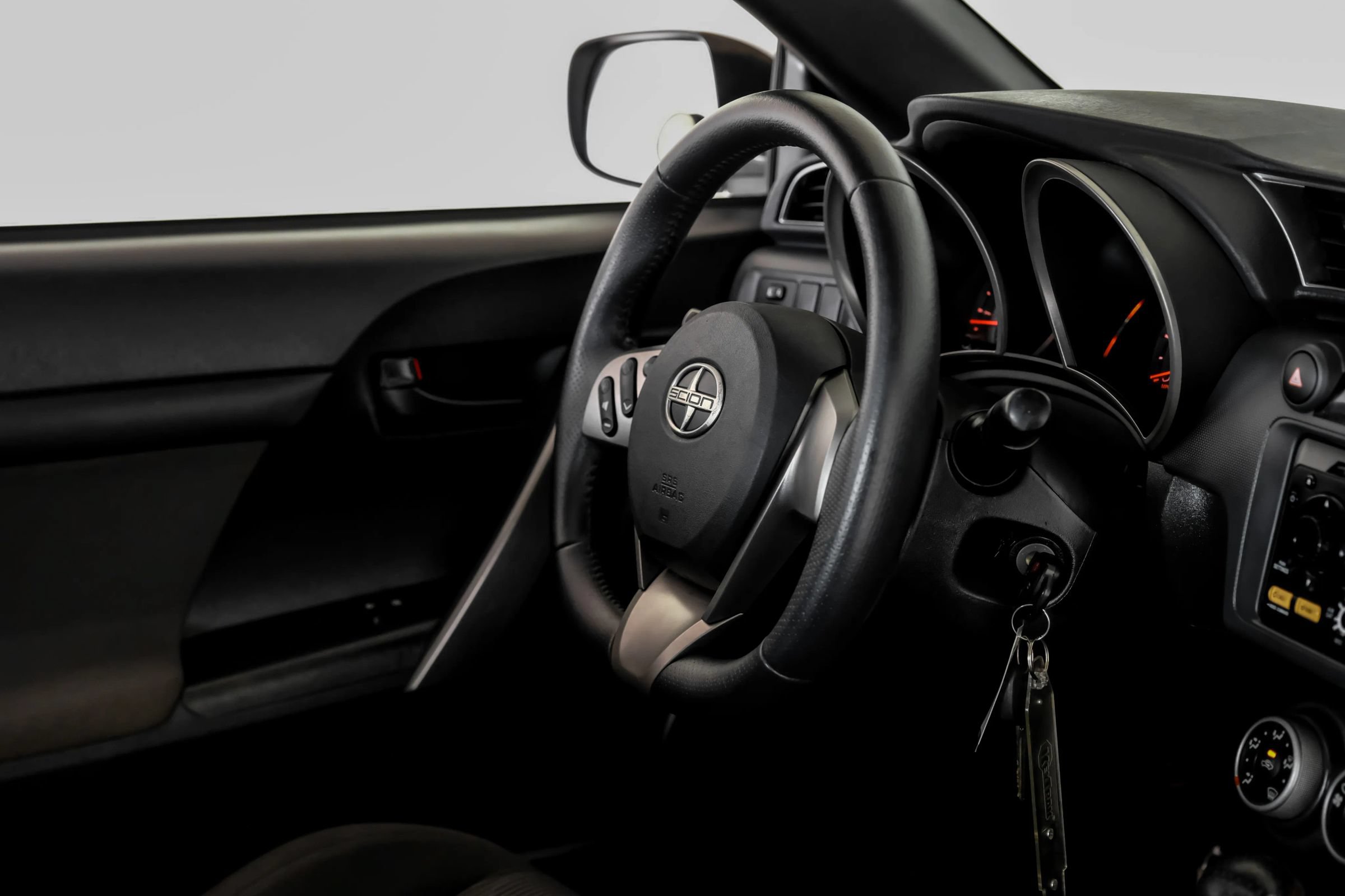 Used 2012 Scion tC FWD image 11