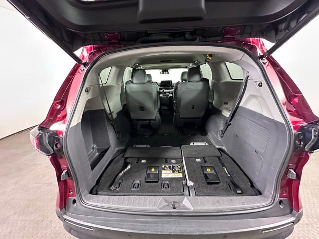 Used 2021 Toyota Sienna XLE image 15